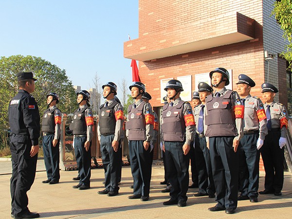 芙蓉區(qū)教育局學(xué)校保安隊員培訓(xùn)