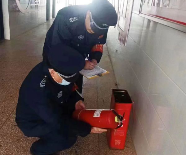 長沙紅光保安服務(wù)有限公司,長沙安保服務(wù),長沙安全服務(wù),長沙非武裝押運(yùn),勞務(wù)派遣服務(wù)