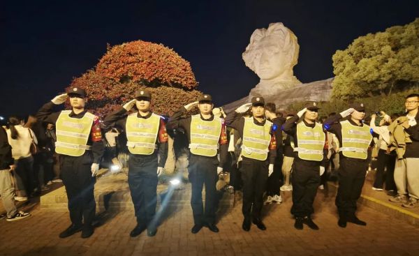 長沙紅光保安服務(wù)有限公司,長沙安保服務(wù),長沙安全服務(wù),長沙非武裝押運,勞務(wù)派遣服務(wù)