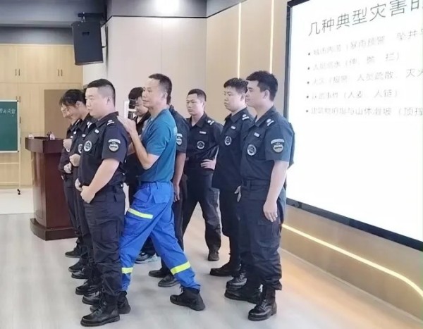 長沙紅光保安服務(wù)有限公司,長沙安保服務(wù),長沙安全服務(wù),長沙非武裝押運(yùn),勞務(wù)派遣服務(wù)