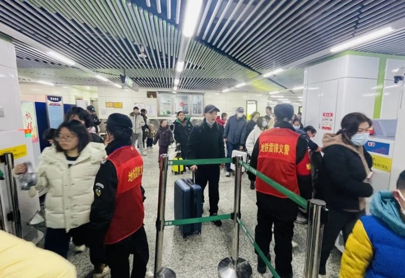 長沙紅光保安服務(wù)有限公司,長沙安保服務(wù),長沙安全服務(wù),長沙非武裝押運(yùn),勞務(wù)派遣服務(wù)