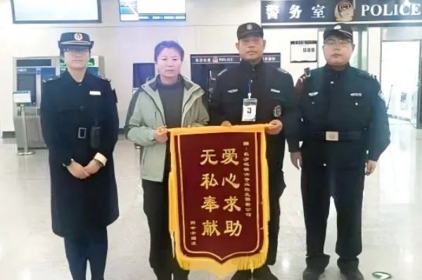 長沙紅光保安服務(wù)有限公司,長沙安保服務(wù),長沙安全服務(wù),長沙非武裝押運,勞務(wù)派遣服務(wù)