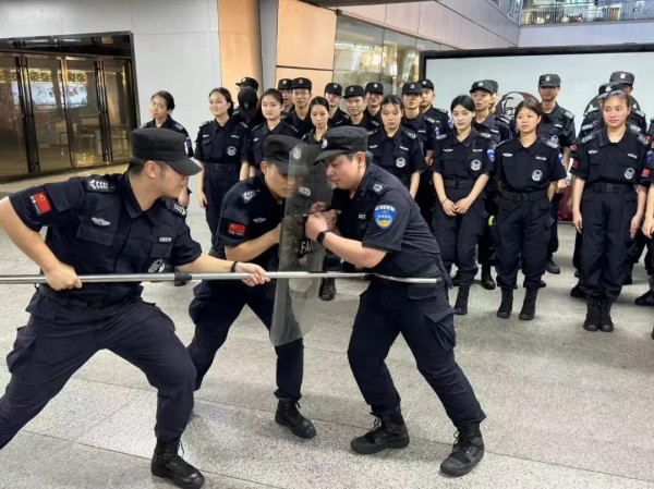 長沙紅光保安服務(wù)有限公司,長沙安保服務(wù),長沙安全服務(wù),長沙非武裝押運(yùn),勞務(wù)派遣服務(wù)